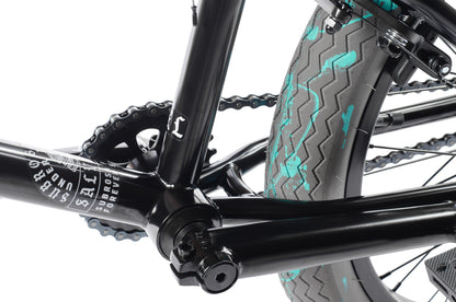 Subrosa Salvador XL